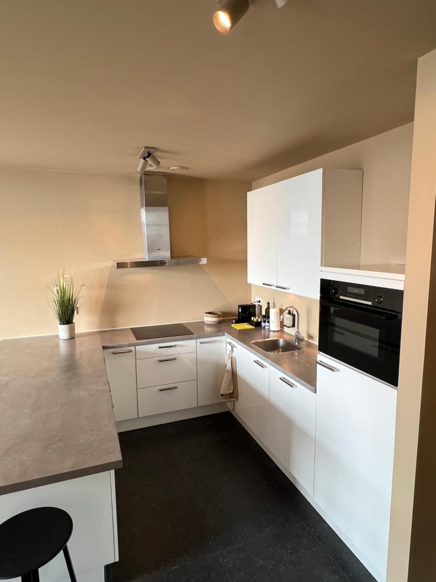 אוברווין Cala Bassa Beach Boutique Apartments - Beach View מראה חיצוני תמונה