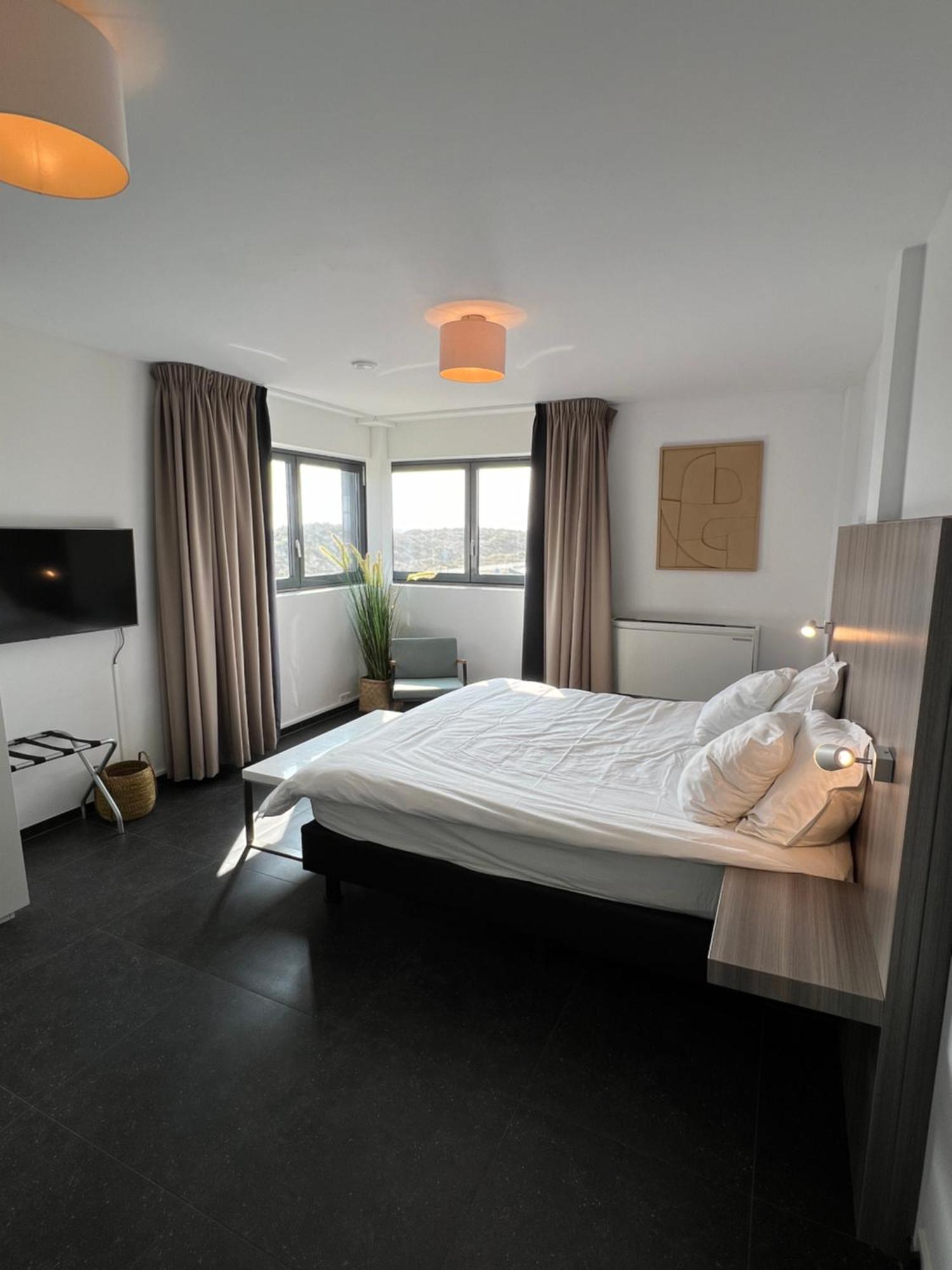 אוברווין Cala Bassa Beach Boutique Apartments - Beach View מראה חיצוני תמונה